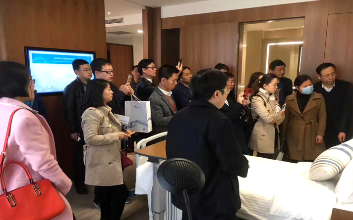 創(chuàng)新、升級(jí)、進(jìn)步，是樹脂門+產(chǎn)業(yè)鏈的主題